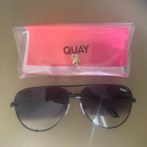 Quay High Key Aviator - Black Fade - New